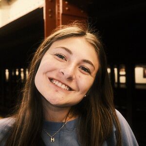 Meet your Posher, Caitlyn